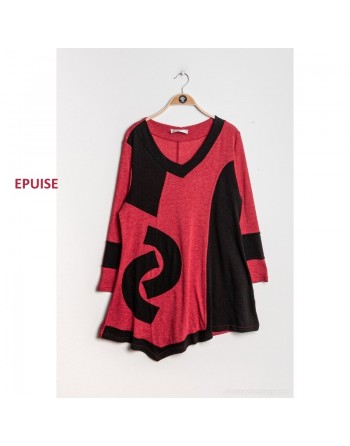 Pull rouge et noir